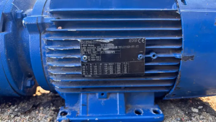 Motor Elétrico Siemens 3CV Trifásico IE3 220/380V IP55