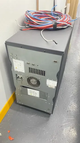 NO-BREAK INDUSTRIAL CM COMANDOS LINEARES SOLUTION S2 - 10 kVA / 7 kW
