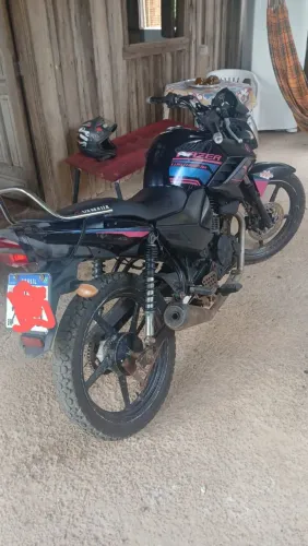 Moto em perfeito estado 