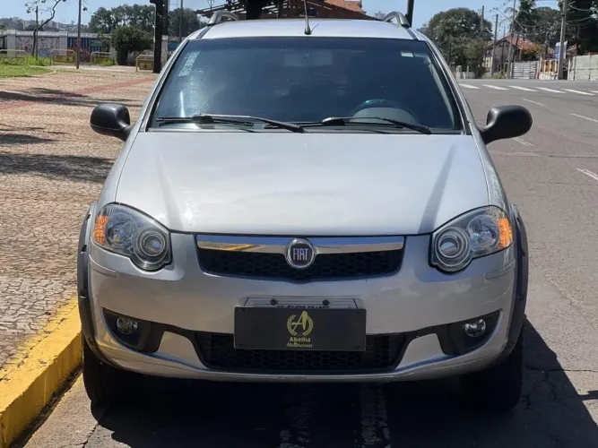 Fiat Palio Weekend Trekking 1.6 Flex 16V 5P 2013