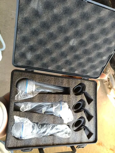 Super promoção!! Kit c/ 3 Mic c/ fio mxt novo no case