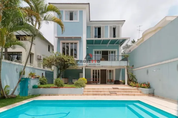 Casa - 4 quartos e 3 suítes na Vila Madalena - São Paulo