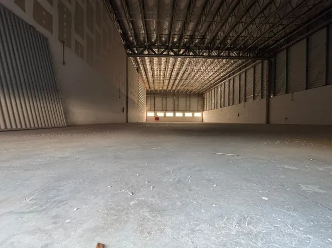 Loja com 830m2 em Lagoa Santa/MG.