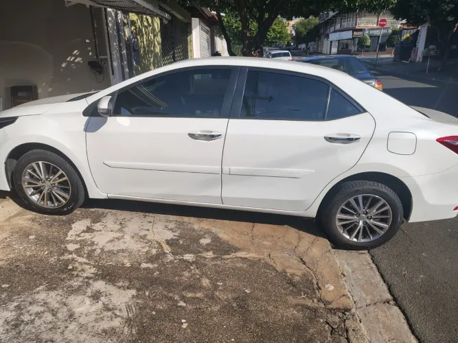Toyota Corolla GLI 1.8 Flex 16V Aut. 2017