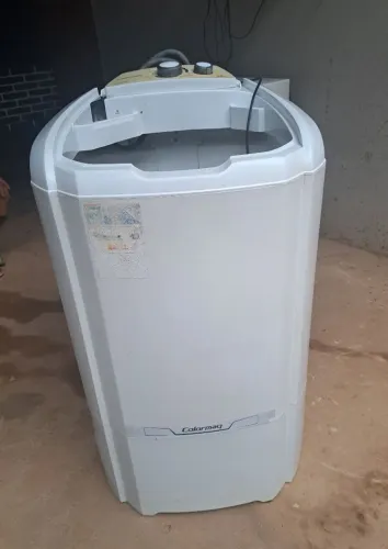 Tanquinho, 14 kg seminova. Só a tampa que quebrou