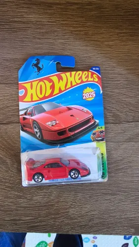 Ferrari hotwheels f40 