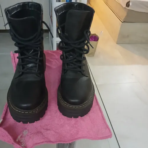 Bota de couro