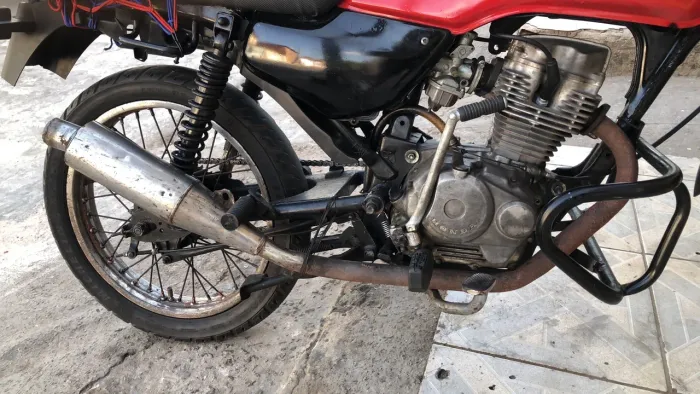 Escapamento da 125