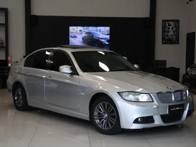 BMW 320I A 2010