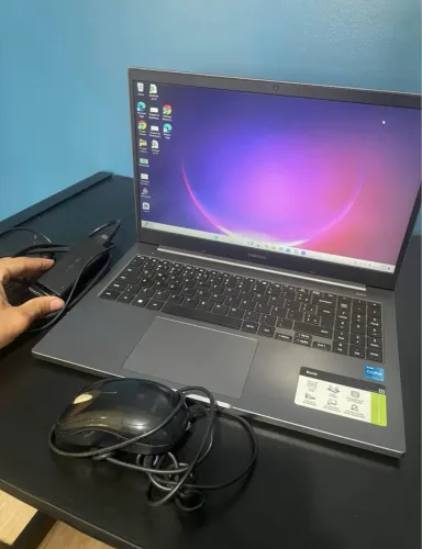 Samsung Book Perfeito Estado P/ Trabalho e Estudo P Sair Jaja?