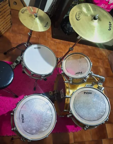 BATERIA PRIME AMÉRICA - EXCELENTE ESTADO