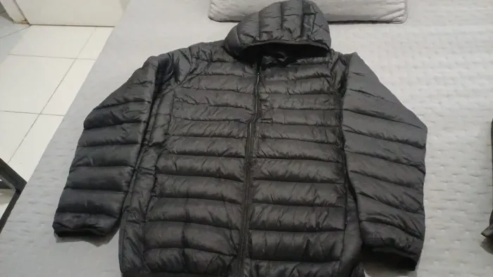 Bobojaco preto tamanho GG com capuz