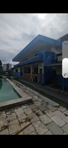 PRÉDIO COMERCIAL CID. UNIVERSITÁRIA 600m. cob. 1.100m área, p/ colégio, academia etc.