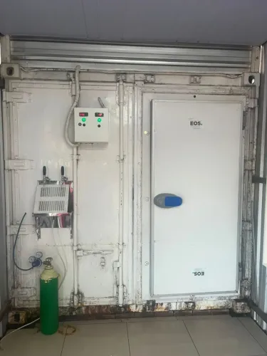 CÂMERA FRIA À VENDA
