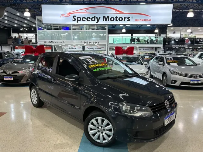 Volkswagen Fox 1.0 MI Total Flex 8V 5P 2014