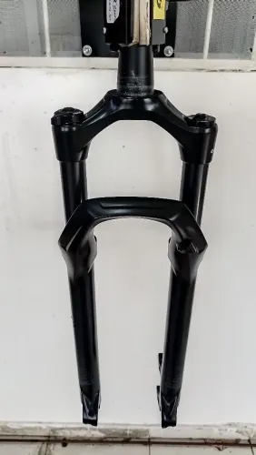 SUSPENSÃO ROCKSHOX JUDY BOOST 100MM