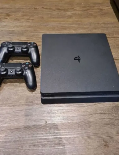 Vídeo game PS4 slim 500 gb