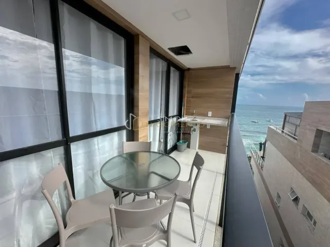 Apartamento à venda na Barra, 01 quarto, 30 m², varanda, 01 vaga, Vista Mar