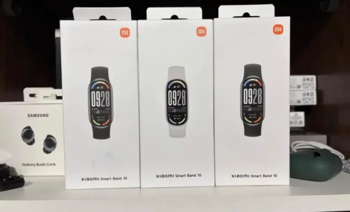 Xiaomi Mi BAND 10 Nova na caixa.