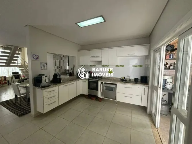 Casa de condomínio 3 quartos 1 suíte à venda no bairro VILLAGGIO DI ITAICI