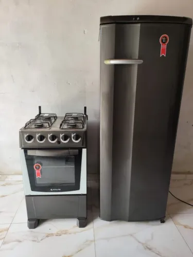 Geladeira e fogão 