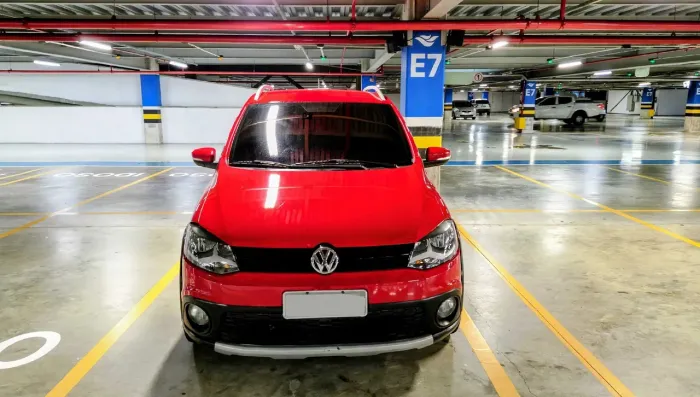 Volkswagen Crossfox 1.6 MI Total Flex 8V 5P 2011