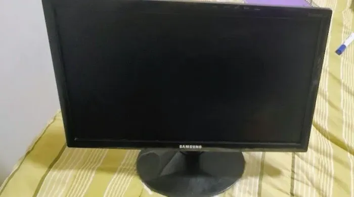 Monitor Samsung 18,5" - Perfeito Estado (Com Fonte)