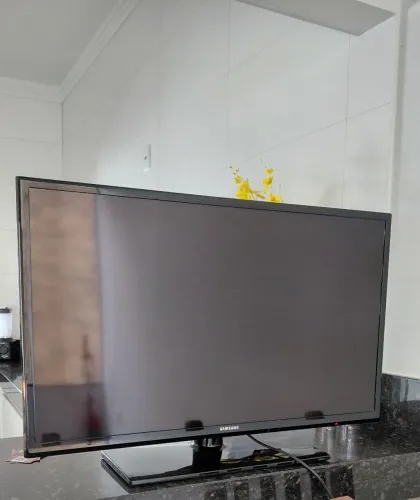 TV Samsung LED 32" HD HDMI e USB - Funcionando Perfeitamente