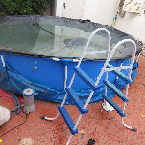 Vendo piscina 7 mil litros