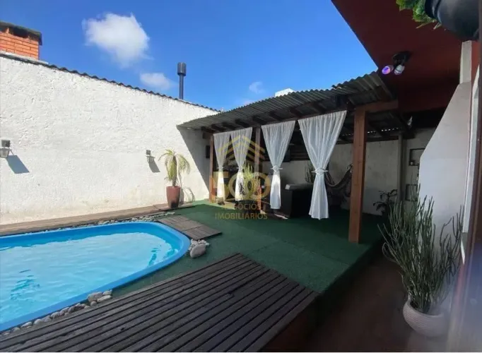 Residencial Casa com 4 Dormitório(s) sendo 2 Suíte(s) no Bairro Passa Vinte - - Palhoça -