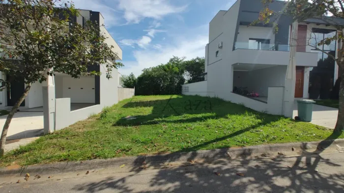 Oportunidade - Terreno em Condomínio - Vivva Residencial Clube - Jacareí - 250m².