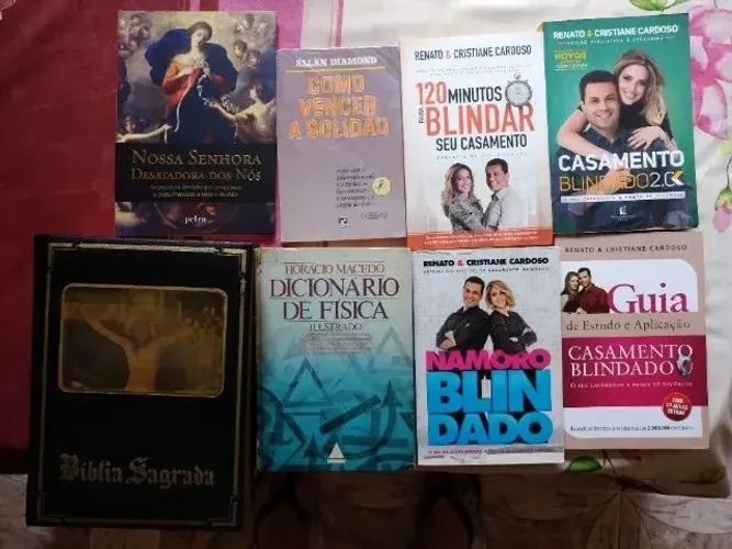 Livros de auto ajuda e ciências 