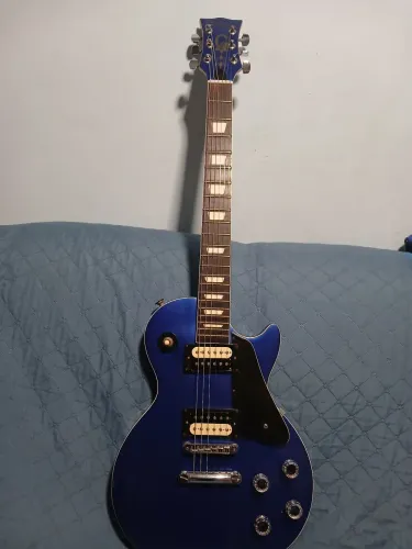 Guitarra Golden