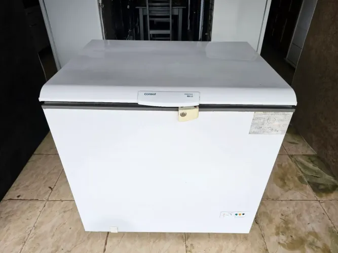 Freezer todo original funcionando perfeitamente 