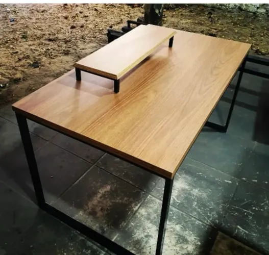 Mesa mdf cor ipê amarelo