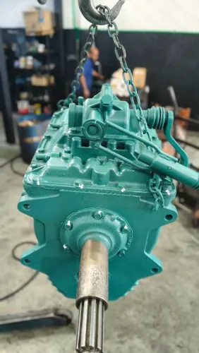 Câmbio EATON 6306B.