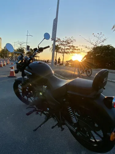 ROYAL ENFIELD - METEOR 350 CC - PRETA FOSCO
