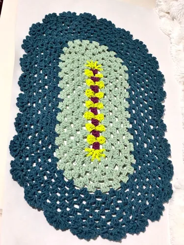 Tapete de Crochê Artesanal Oval| Ateliê crochê da Lu