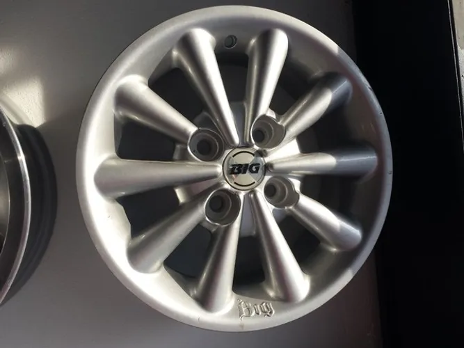 Roda aro 13 Brw Palito Prata chevrolet celta 4x100