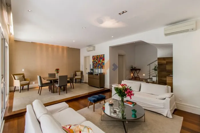 Casa Alto padrão Condomínio Villa das Flores Morumbi
