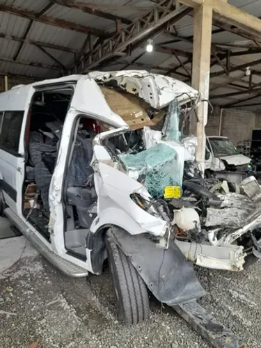 Sucata para retirada de peças - sprinter