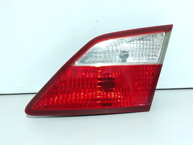 Lanterna Tampa Traseira Direita Hyundai Hb20 Sedan Bicolor