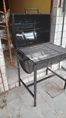 CHURRASQUEIRA ABAFO DE TAMBOR 250 L GROSSO