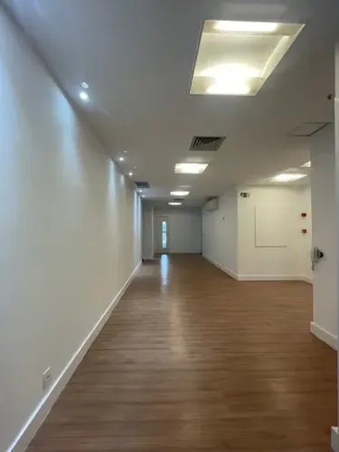 Andar Comercial (Excelente Localidade)