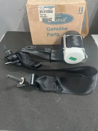 Cinto de segurança traseiro Retrátil direito Ecosport 17/21. Genuíno 