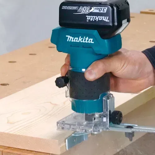 Tupia A Bateria 18v 6mm 1/4 Drt52z (s/ Bat E Carrgdo)-Makita