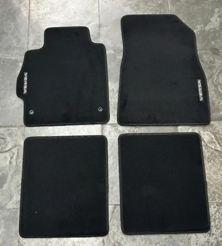 Jogo de Tapete de Carpete para Nissan Versa 2015 a 2022