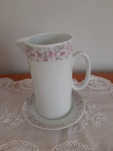 Leiteira Porcelana Renner Médaillon