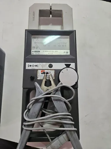 Alicate amperímetro analógico 
