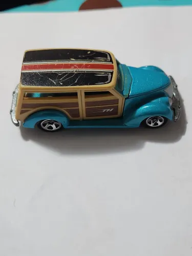 Miniatura Hot Wheels Woody Wagon - Colecionável